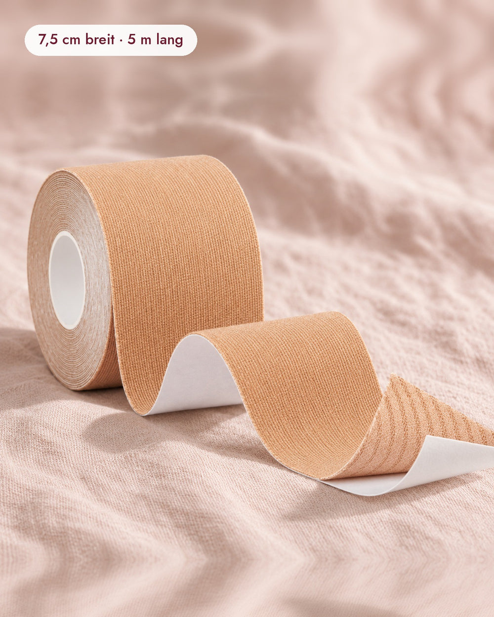 Rolle Boob Tape, 7,5 cm breit und 5 m lang, mit Schutzpapier